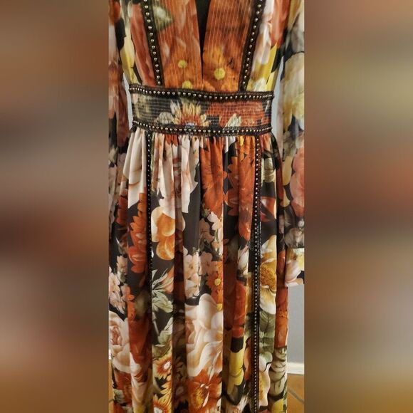 Floral Maxi Dress‎ with Belt - Picture 6 of 11